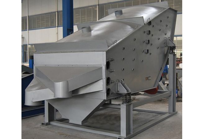 直線振動篩輸料不暢，出料跑偏？這些要點你都做對了嗎？